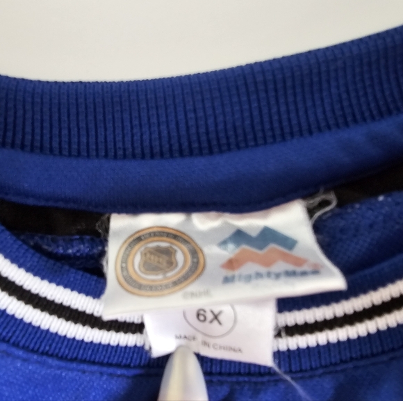 Blue Toronto Maple Leafs Kids Shirt 6x Jersey Hockey - Picture 4 of 4